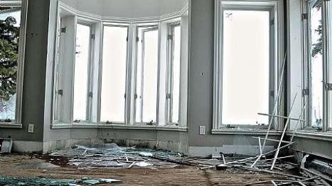 White Mansion  - The-White-Mansion3.jpg