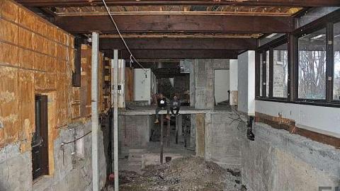 Stone Mansion - Stone-Brick-Mansion7.jpg