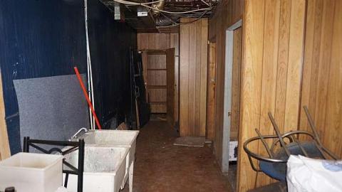 Nudie Bar - DSC05034.jpg