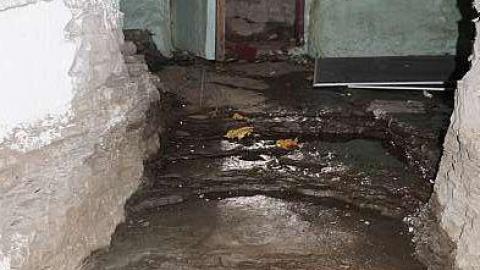 Demonic house? - DSC05062.jpg