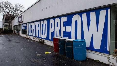 Very cold  - Volvo-of-Toronto7.jpg