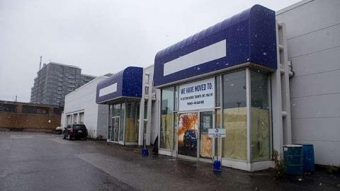 Very cold  - Volvo-of-Toronto10.jpg