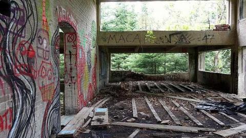 Antique Industrial '18 - Donald-(ghost-chemical-plant)165.jpg