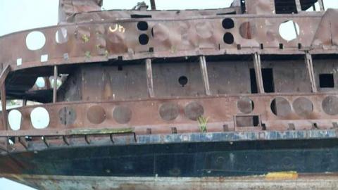 Arrrgh Billy - Le-Grande-Hermine-Ghost-Ship13.jpg