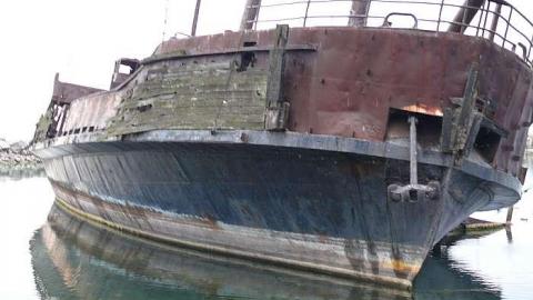 Arrrgh Billy - Le-Grande-Hermine-Ghost-Ship5.jpg