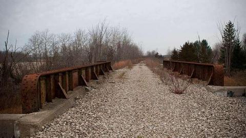 December 2018 - Melbourne-Road-Railway-Bridge1.jpg