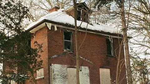 Last visit before Arson - Beynon-House56.jpg