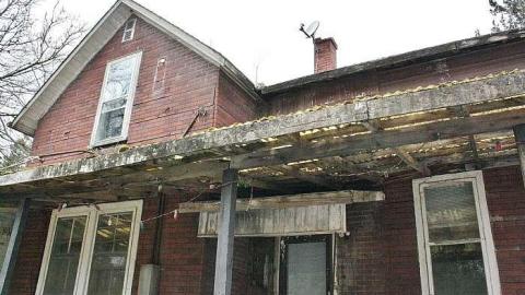 Older visit: 2013 - Paisley-House71.jpg