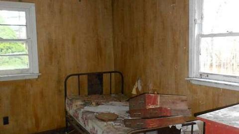 JB 2012 - Jefferson-bungalow18.jpg