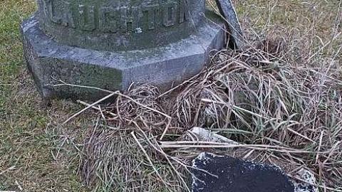 December 2018 - Laughton-Cemetery5.jpg