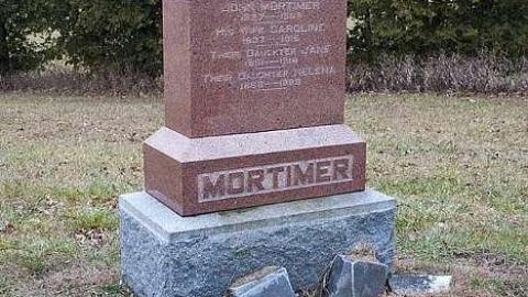 December 2018 - Browns-Cemetery7.jpg