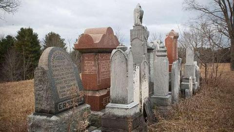 December 2018 - Kerr-Cemetery6.jpg