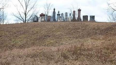 December 2018 - Kerr-Cemetery2.jpg