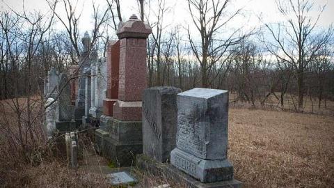 December 2018 - Kerr-Cemetery8.jpg