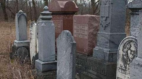 December 2018 - Kerr-Cemetery3.jpg