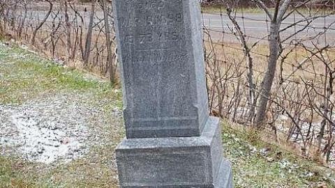 December 2018 - Kilbourne-Pioneer-Cemetery26.jpg