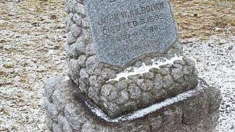 December 2018 - Kilbourne-Pioneer-Cemetery31.jpg