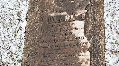 December 2018 - Kilbourne-Pioneer-Cemetery34.jpg