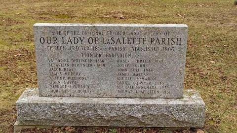 Respected Pioneers - St.-Anthonys--R.C.-Cemetery13.jpg