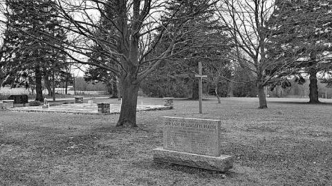 Respected Pioneers - St.-Anthonys--R.C.-Cemetery16.jpg