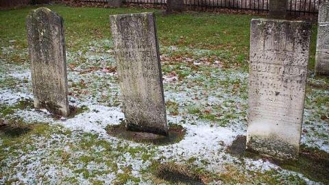 December 2018 - Southgate--ONeil-Cemetery20.jpg