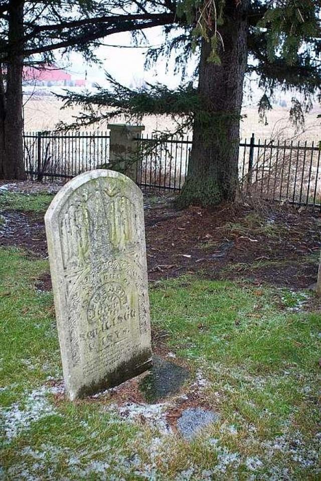 Southgate / O'Neil Cemetery photo 5