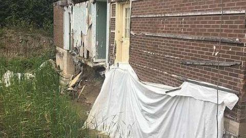 Mid Century Modern on Cachet photo 2