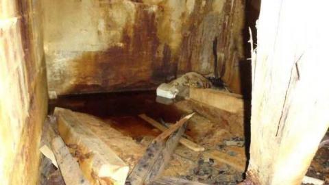 Offset 2 - Nickel-Offset-Mine--1-shaft10.jpg