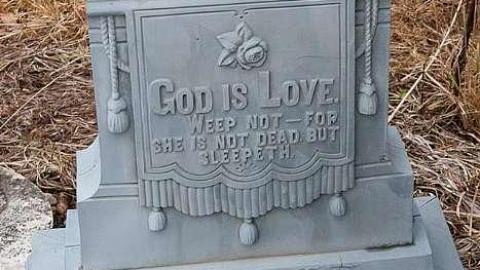 January 2019 - Ross-Cemetery14.jpg