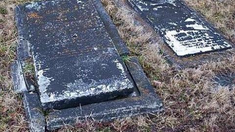 January 2019 - Ross-Cemetery23.jpg