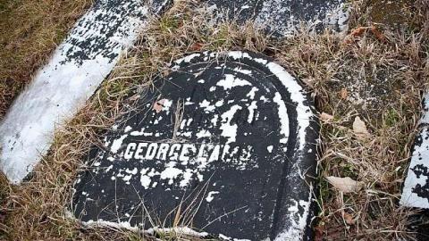 January 2019 - Ross-Cemetery31.jpg