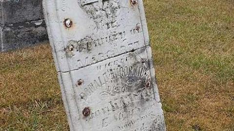 January 2019 - McIntyre-Cemetery10.jpg