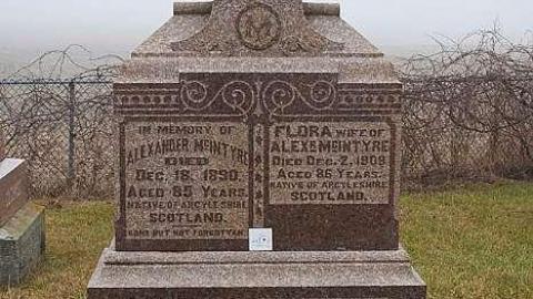 January 2019 - McIntyre-Cemetery18.jpg