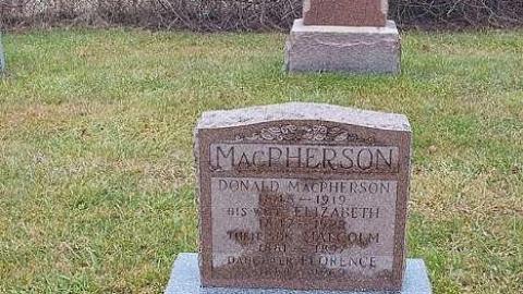 January 2019 - McIntyre-Cemetery28.jpg