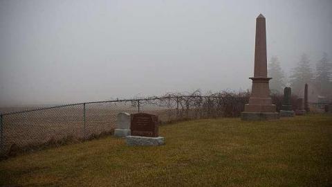 January 2019 - McIntyre-Cemetery29.jpg