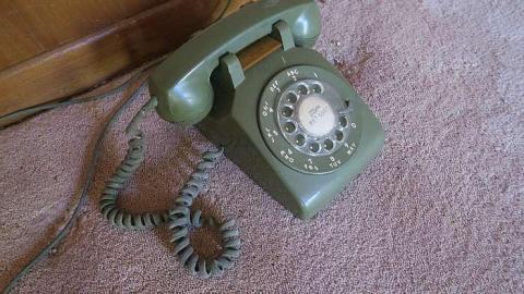 Mr and Mrs Brady - The-Brady-Bunch-House36.jpg