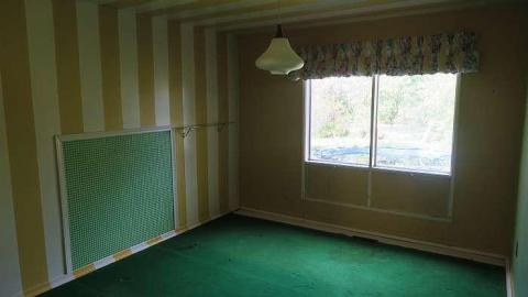 Mr and Mrs Brady - The-Brady-Bunch-House38.jpg