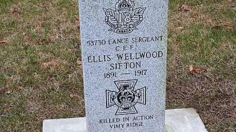 January 2019 - St-Peters--Church-Cemetery37.jpg