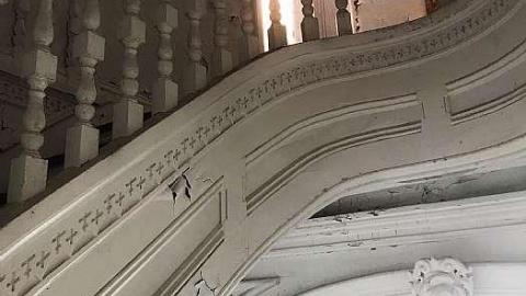 Lonely Giant - IMG_9083.jpg