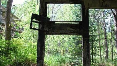 This place is huge! - Donald-(ghost-chemical-plant)27.jpg