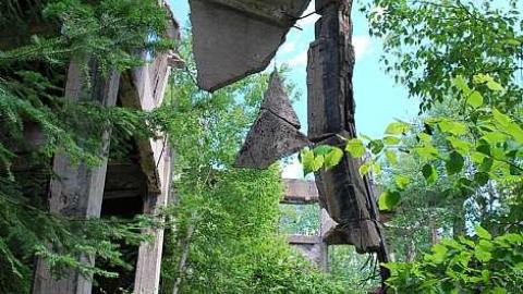 This place is huge! - Donald-(ghost-chemical-plant)47.jpg