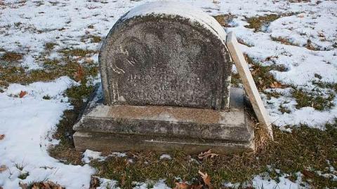 January 2019 - United-Empire-Loyalists-B.Gnd.26.jpg