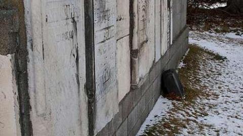 January 2019 - First-Yarmouth-Baptist-Cemetery11.jpg