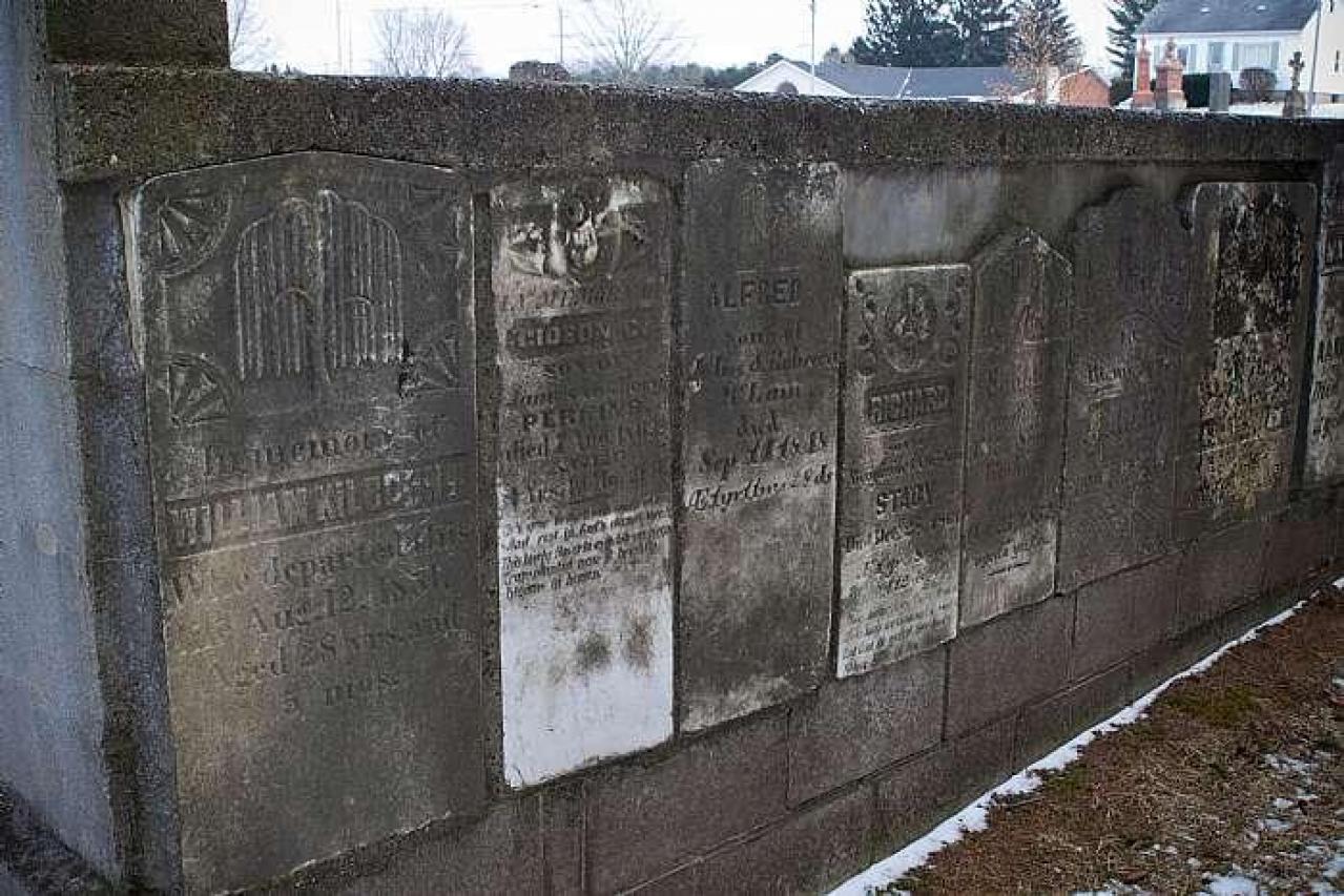 January 2019 - First-Yarmouth-Baptist-Cemetery13.jpg