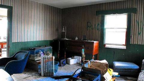 Maitland House - Mercedes-Tricycle7.jpg