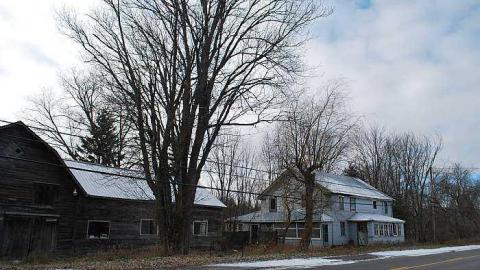 Maitland House - Mercedes-Tricycle8.jpg