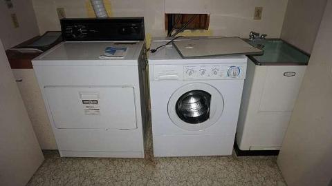 1960's Party Bungalow - DSC05601.jpg