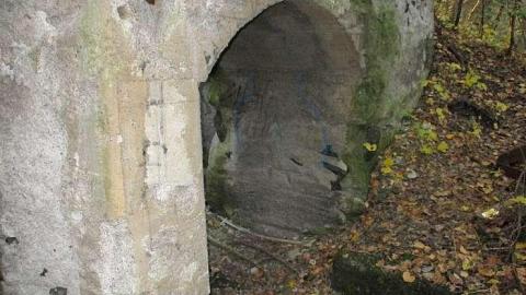 Unknown - The-Portland-Cement-Ruins8.jpg