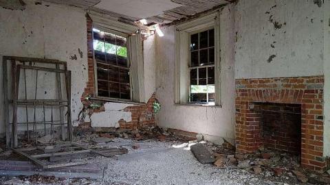 Photo from Bass Decay '18