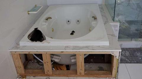 Not Secured '19 - Out-with-The-New,-In-With-The-New44.jpg